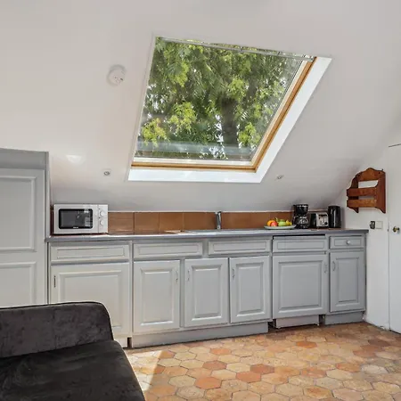 Bnbnova - 1br - Heart Of Latin Quarter, Family Only