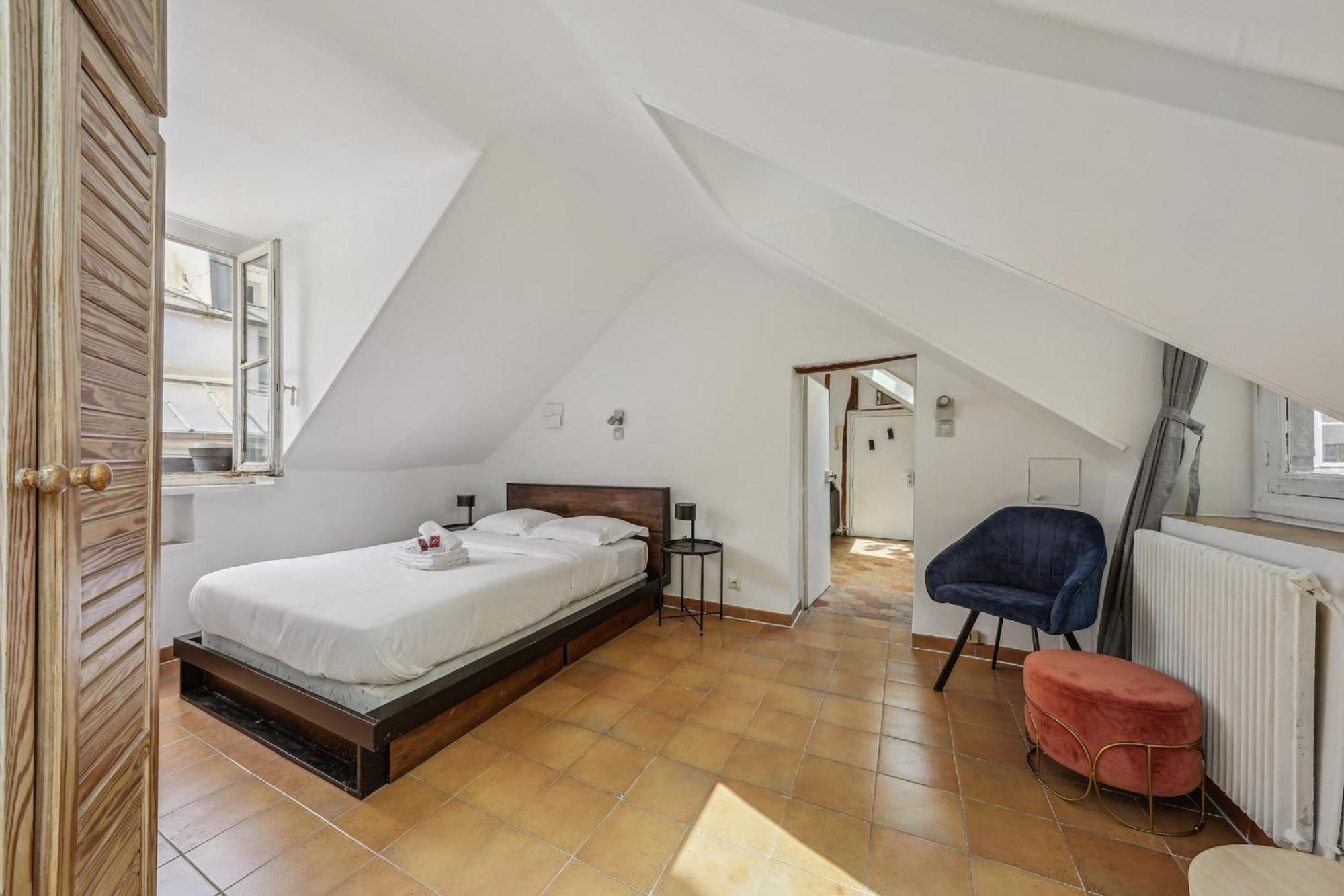Bnbnova - 1br - Heart Of Latin Quarter Apartment